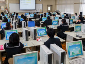 学校設定科目GWIがスタート